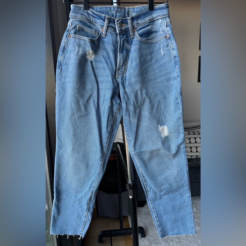 Old Navy Light Blue Cropped Jeans